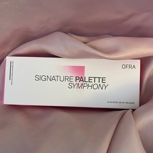 OFRA Signature Eyeshadow Palette in Symphony